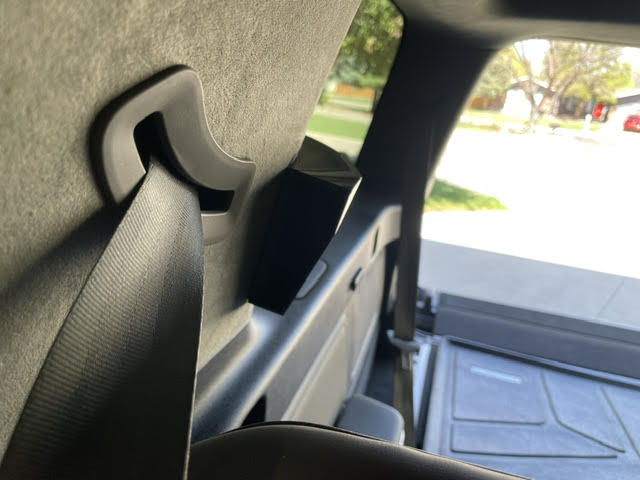 Rivian R1S rear vent diverter for rear facing car seat third row vent