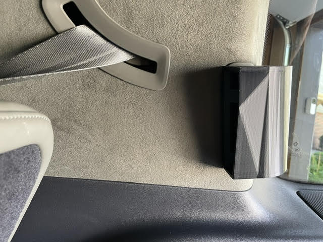 Rivian R1S rear vent diverter for rear facing car seat third row vent