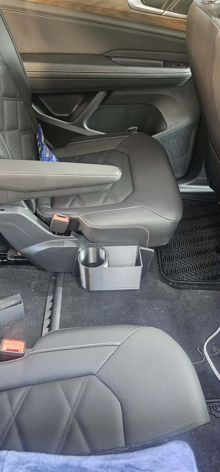 VW Atlas Captain Chairs Cup Holders 2nd Row Seats